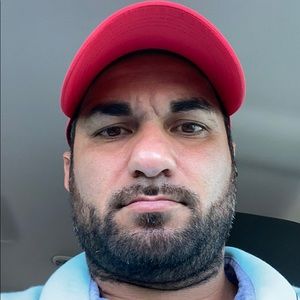 Meet your Posher, Angel miguel